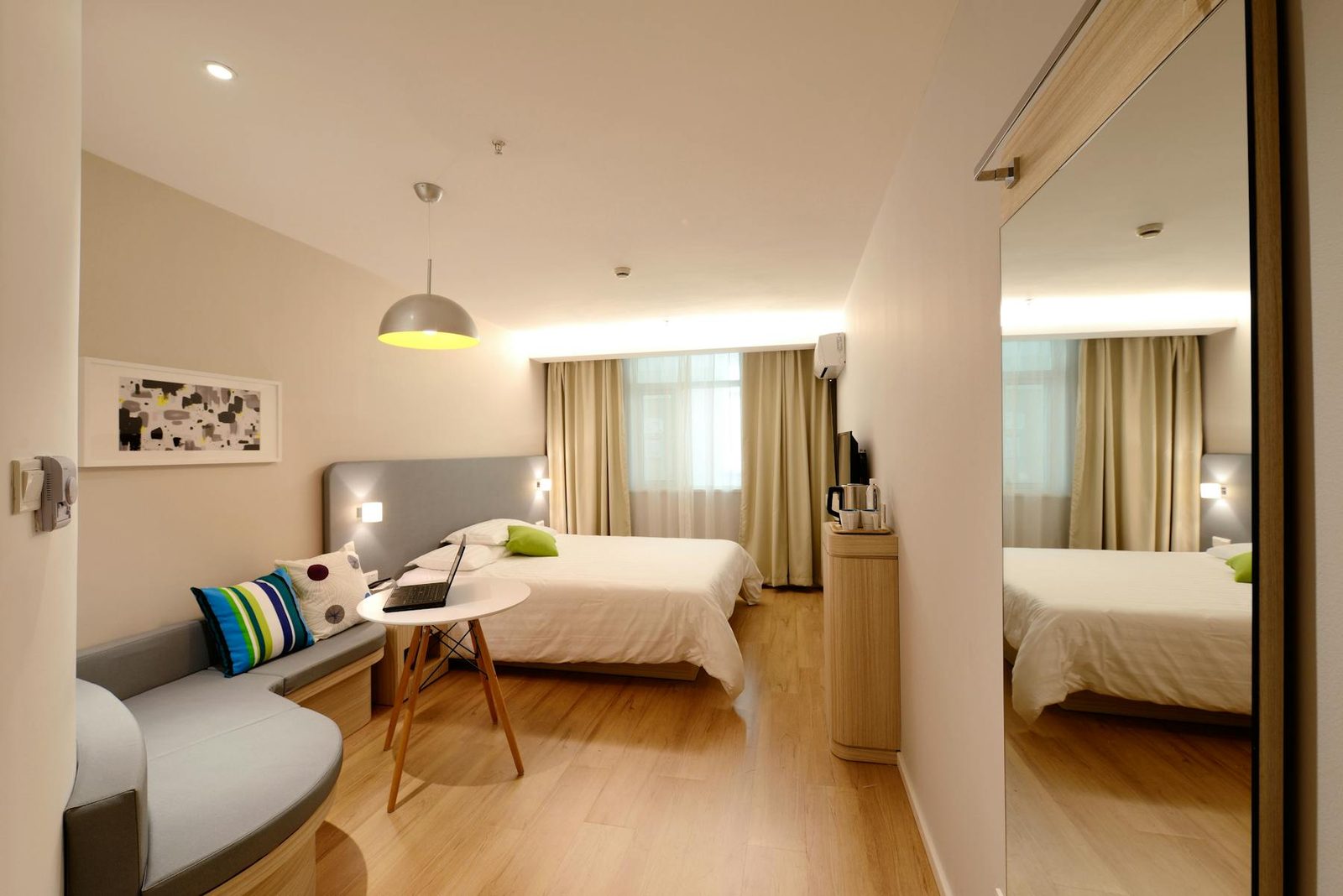 Elektroinstallation Hotels